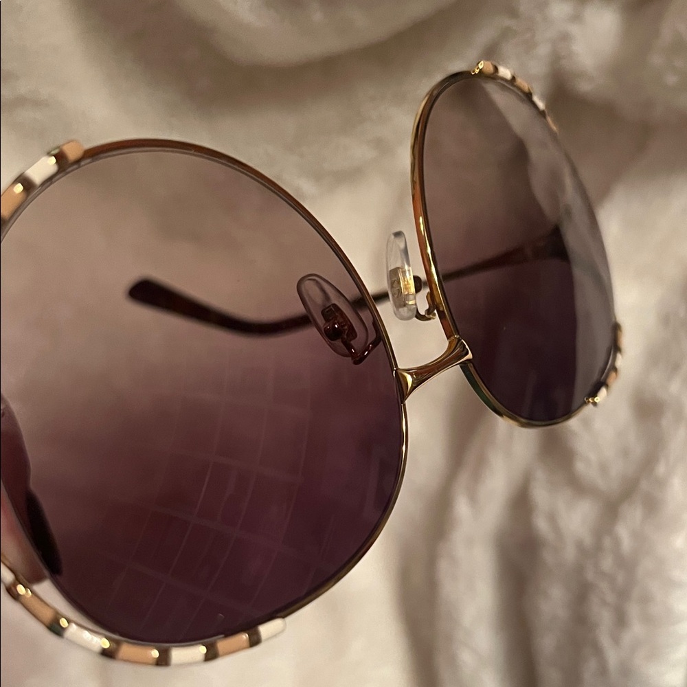 Gucci Women’s Sunglasses - Picture 10 of 12